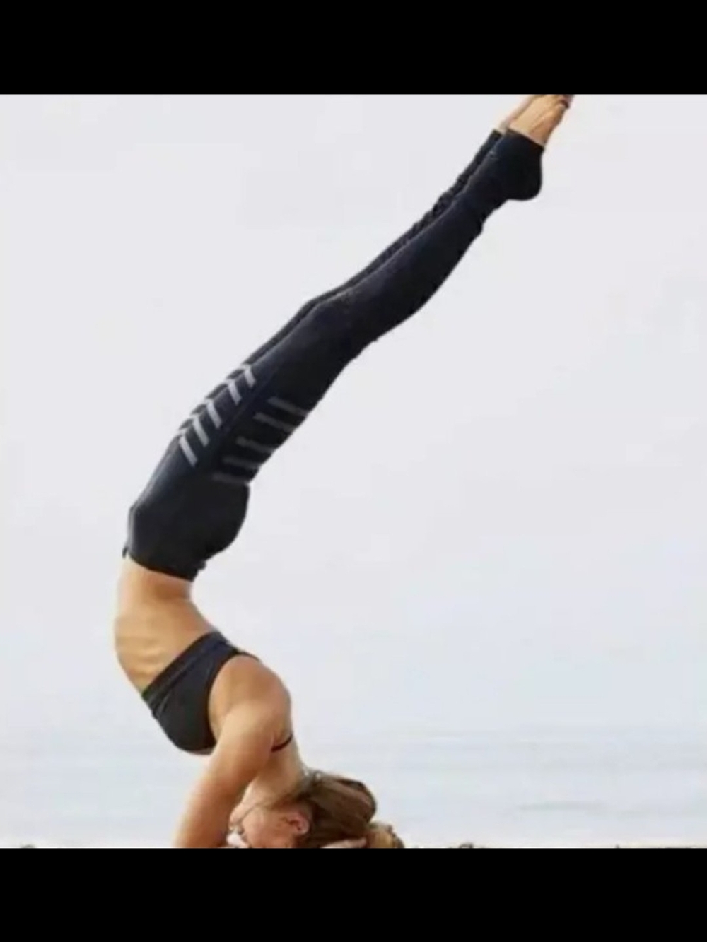 ALO Yoga Goddess Leggings Women's Small Black Chevron Ruched Ribbed Yoga Long